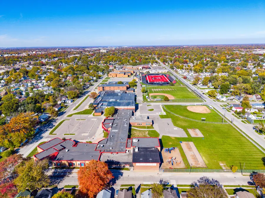 8228 Hudson Avenue, Warren, MI 48089 - #2
