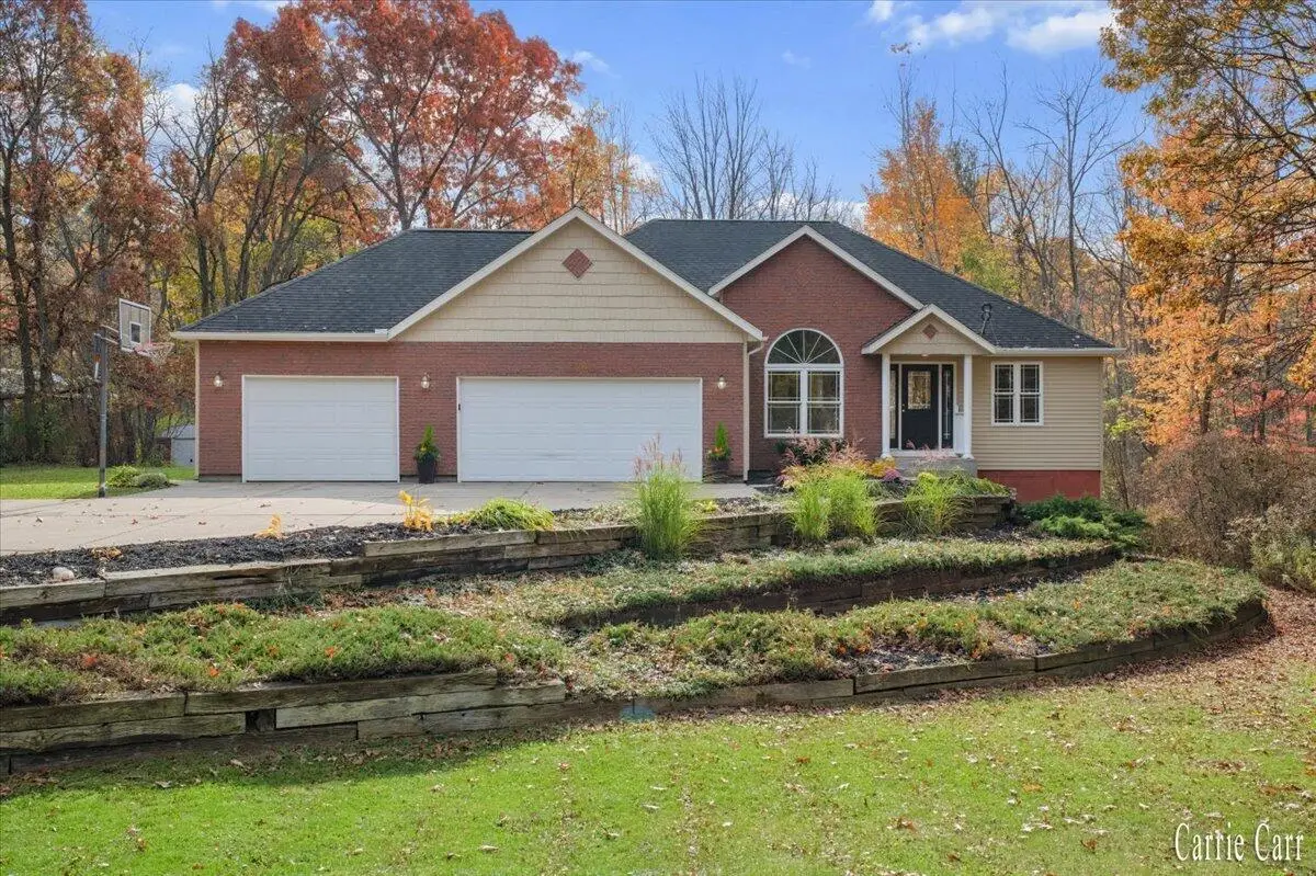 5284 14 Mile Court Ne, Rockford, MI 49341 - #1