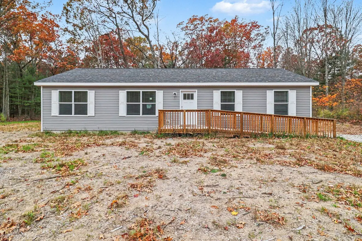 41 Stephen Avenue, Fountain, MI 49410 - #1