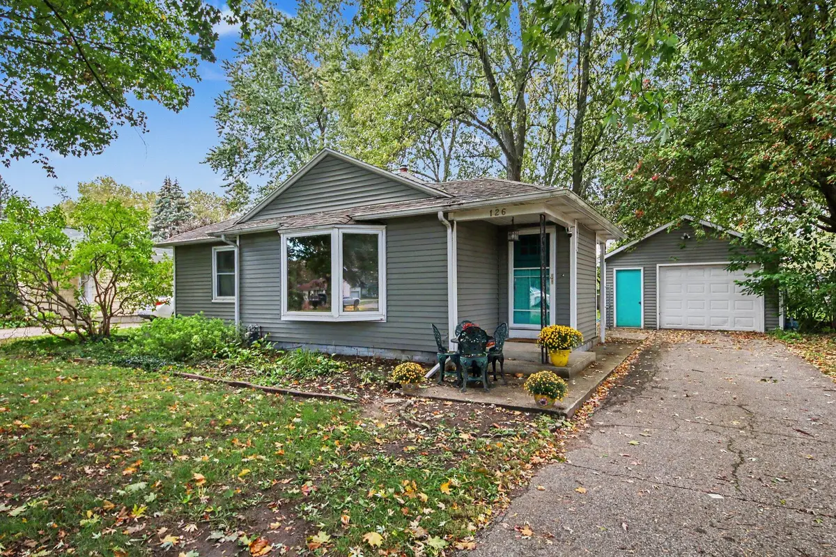 126 Cambridge Avenue, Holland, MI 49423 - #1