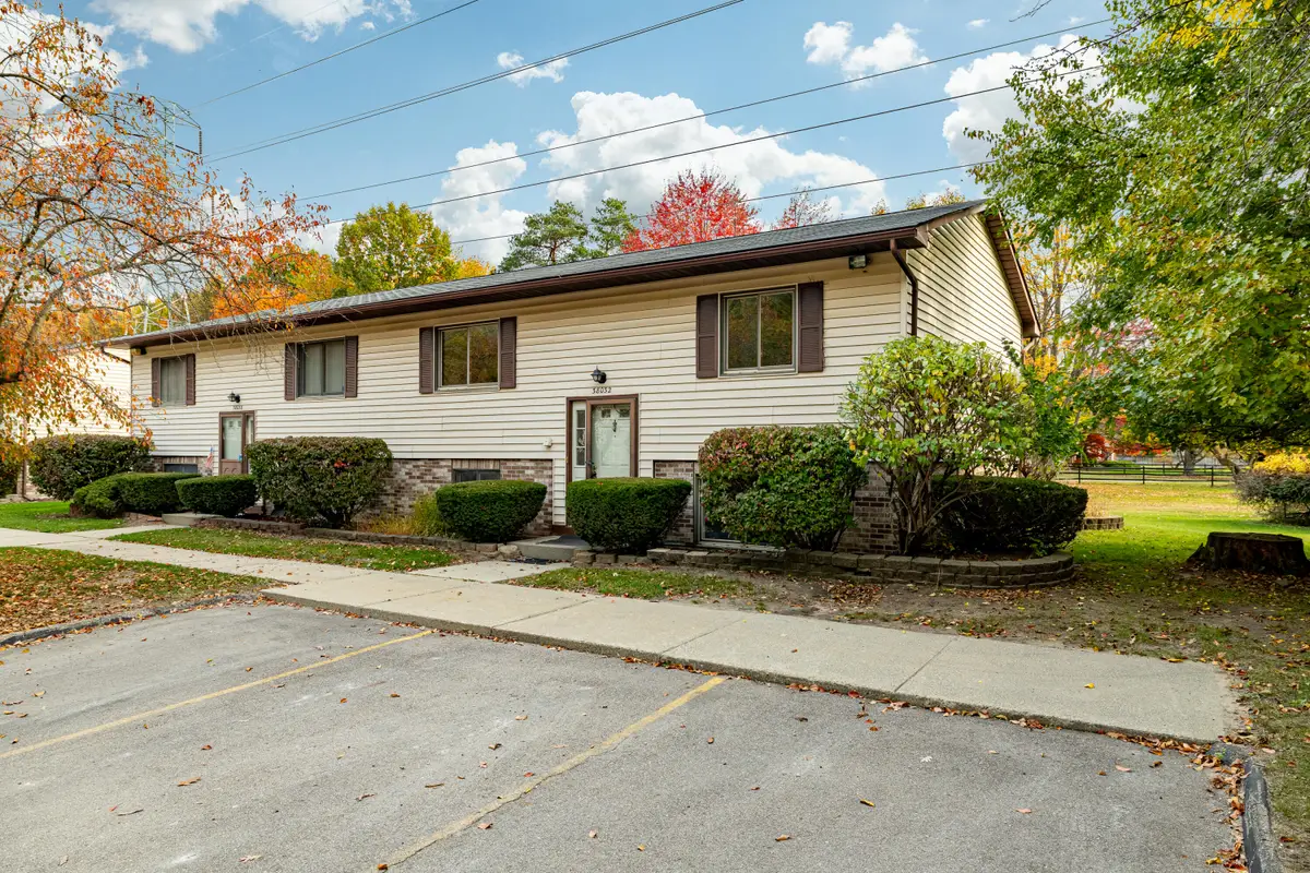 38032 Hixford Place, Westland, MI 48185 - #1