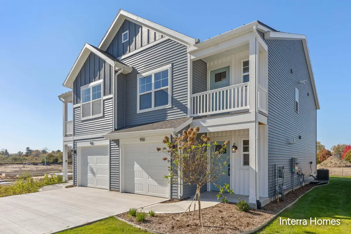 950 Indiana Avenue #17, South Haven, MI 49090 - #1
