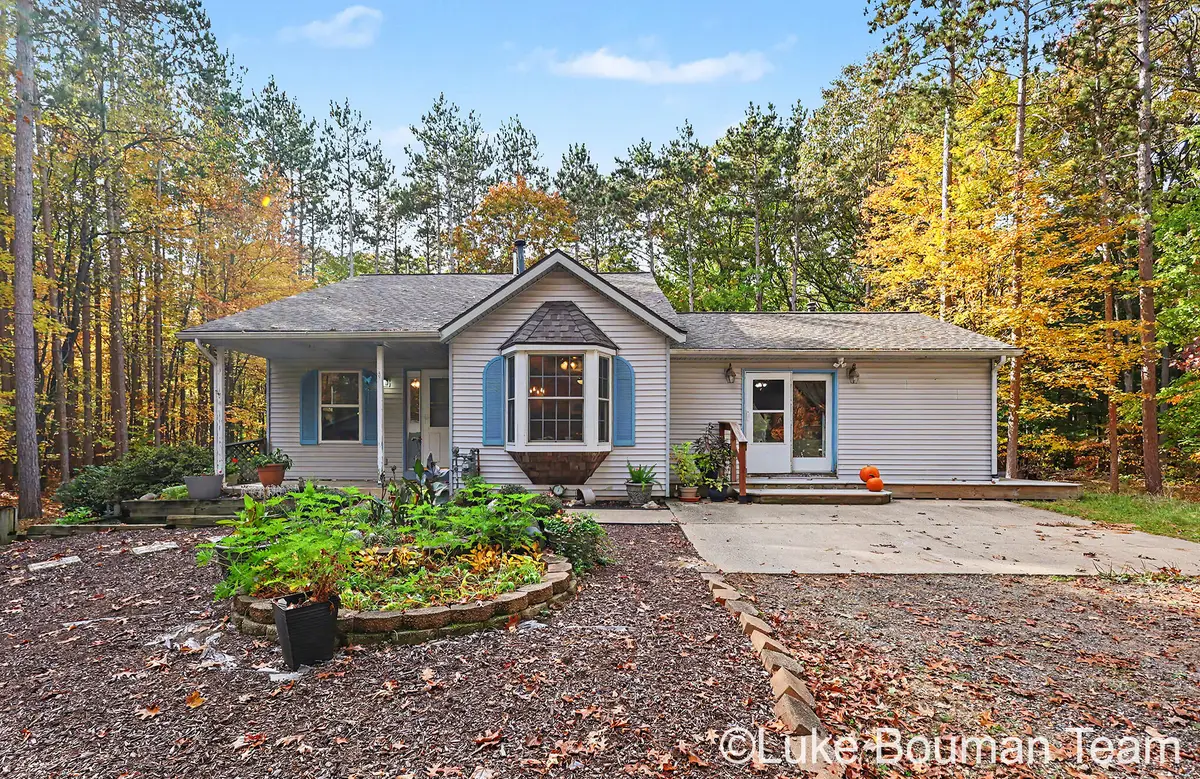 12341 112th Avenue, Grand Haven, MI 49417 - #1