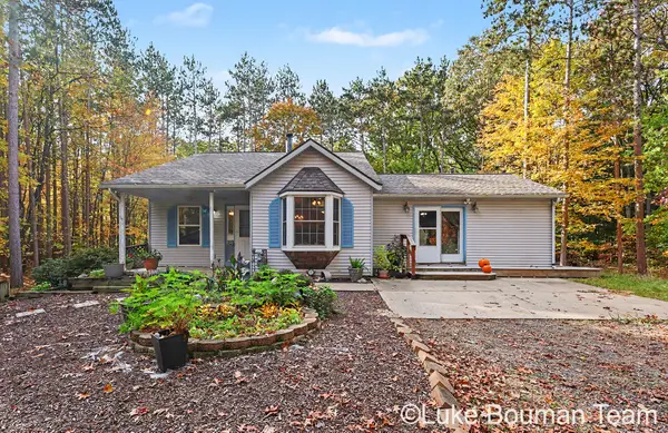 12341 112th Avenue, Grand Haven, MI 49417