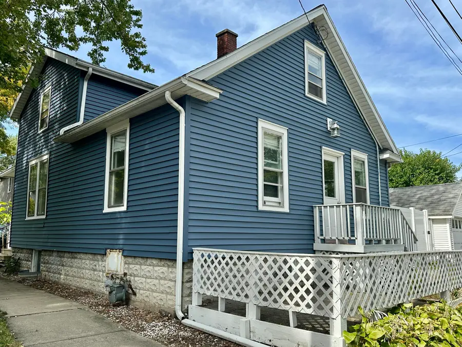 911 Jones Street, Saint Joseph, MI 49085 - #2