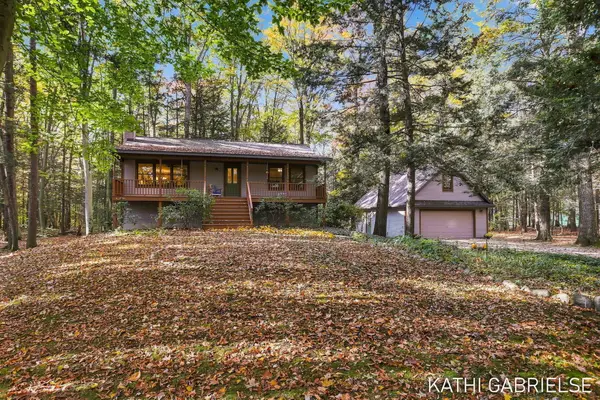 12905 112th Avenue, Grand Haven, MI 49417