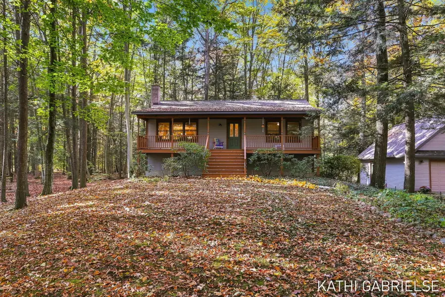 12905 112th Avenue, Grand Haven, MI 49417 - #2
