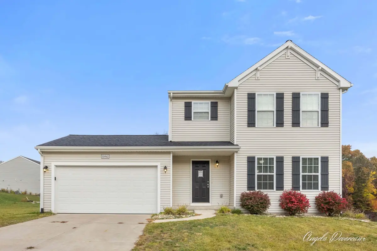 10841 Carmen Oak Drive Se, Lowell, MI 49331 - #1