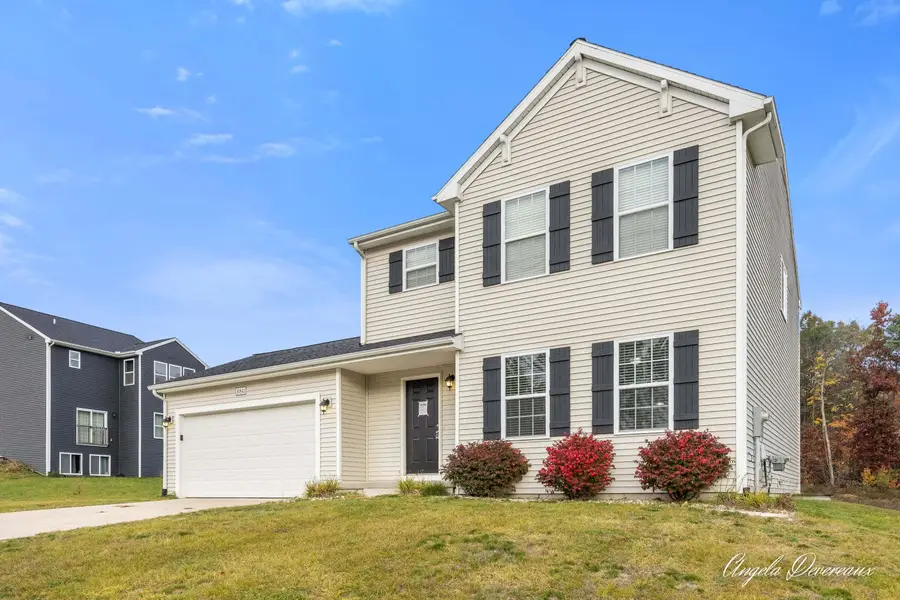10841 Carmen Oak Drive Se, Lowell, MI 49331 - #2
