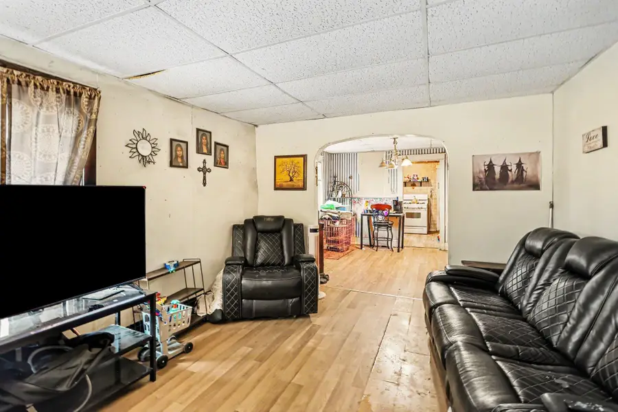 2607 Davenport Avenue, Saginaw, MI 48602 - #3