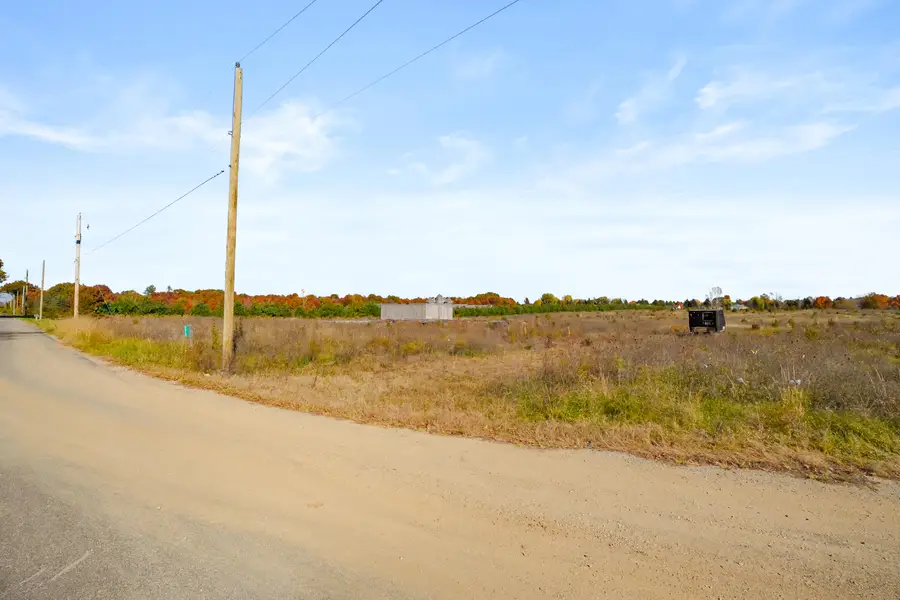 54755 30th Street, Paw Paw, MI 49079 - #2