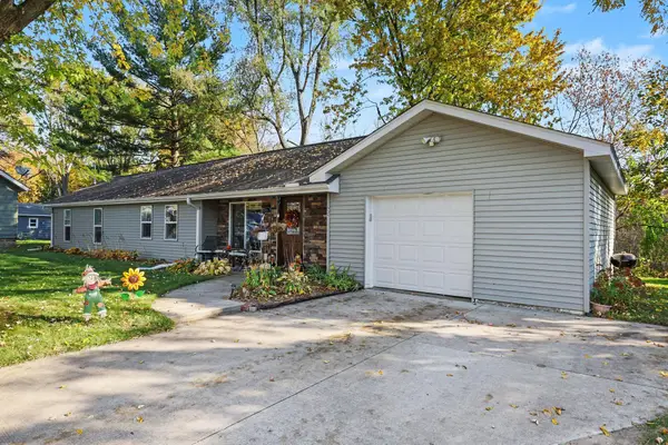 535 Fairyland Avenue, Jackson, MI 49202