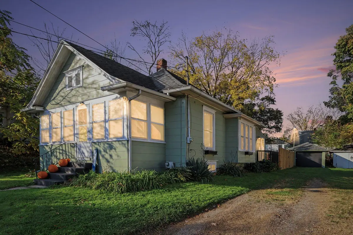 138 Watts Street, Jackson, MI 49203 - #1