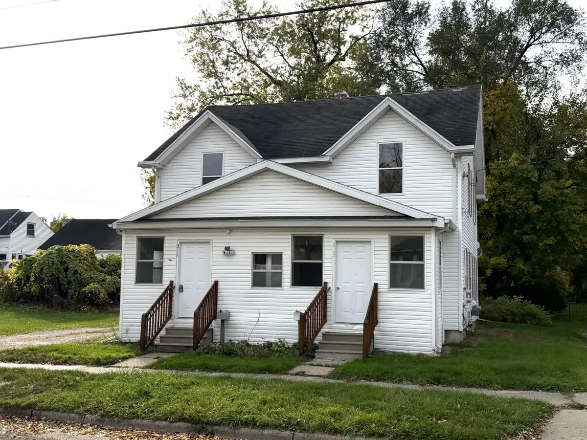 311 W Trail Street, Jackson, MI 49201 - #1