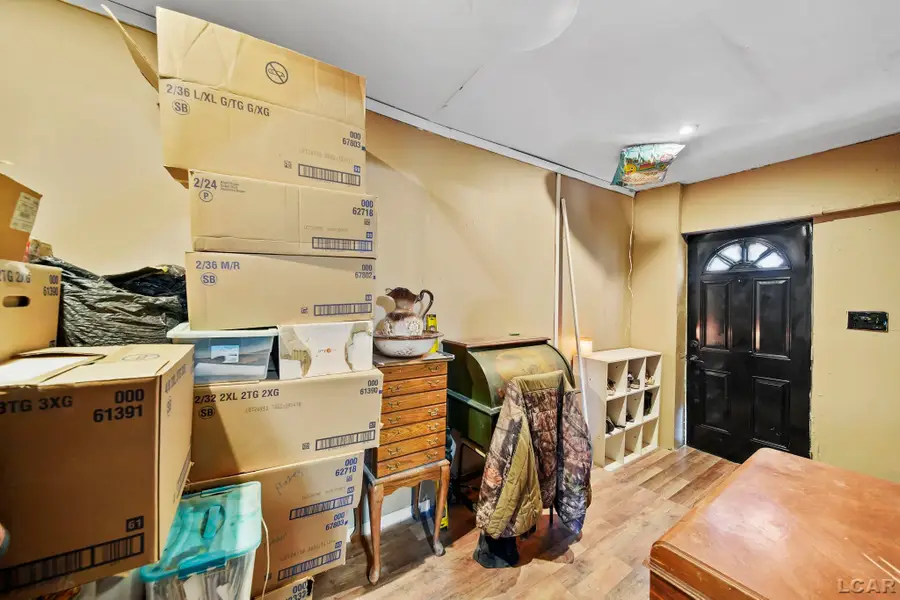 719 E Butler Street, Adrian, MI 49221 - Image #3