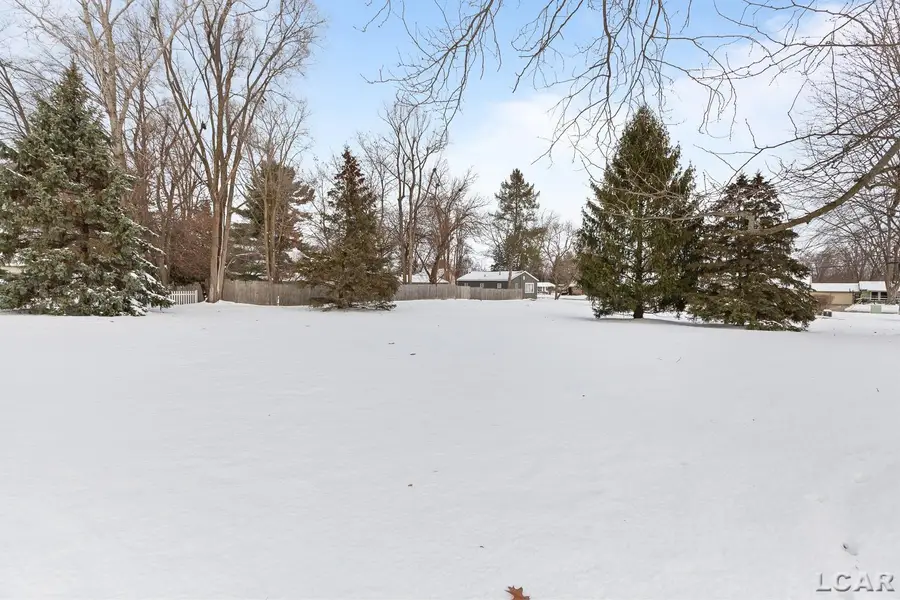 618 NOKOMIS Drive, Tecumseh, MI 49286 - Image #2
