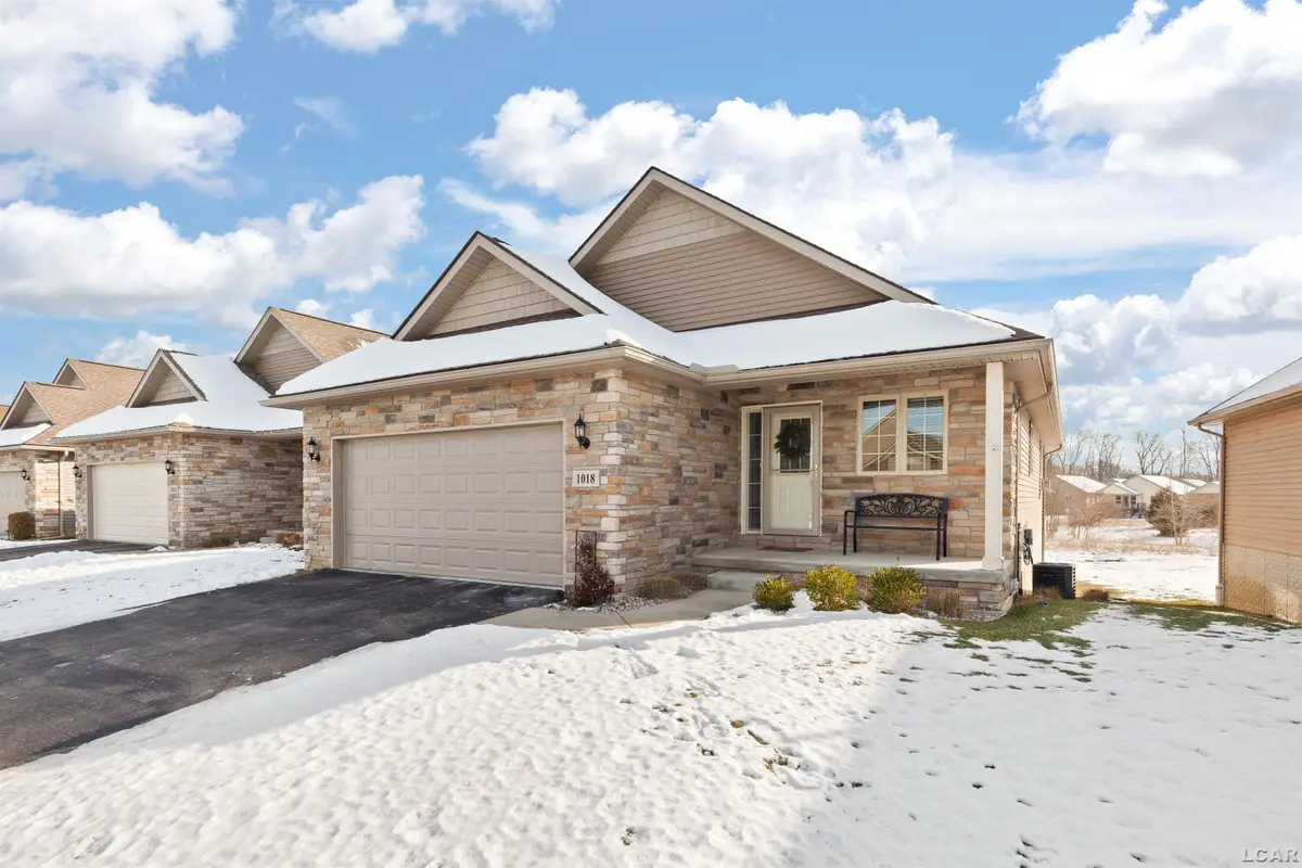 1018 RIDGEVIEW Drive, Tecumseh, MI 49286 - Image #1