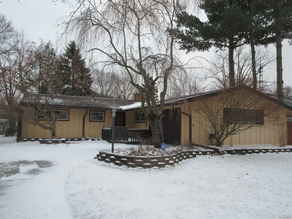 306 N VanBuren Street, Tecumseh, MI 49286 - Image #1