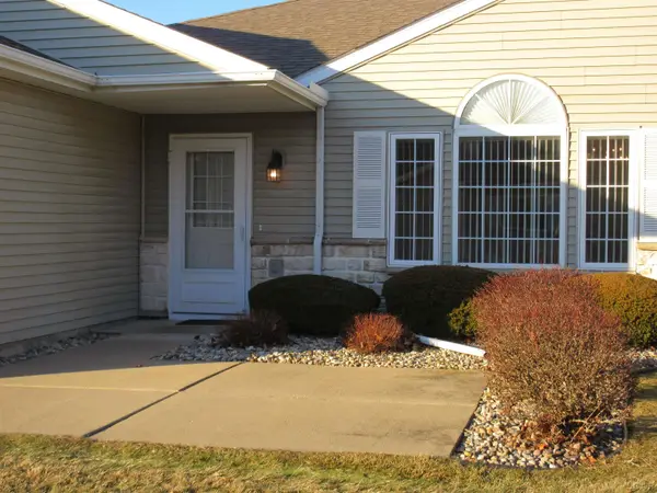 2303 LAKEWOOD Drive, Adrian, MI 49221