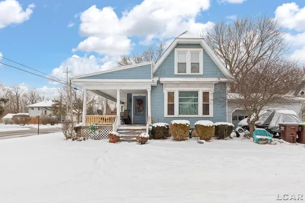 1006 College Avenue, Adrian, MI 49221