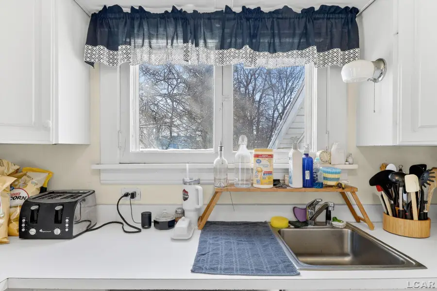 407 Franklin Street, Blissfield, MI 49228 - Image #3