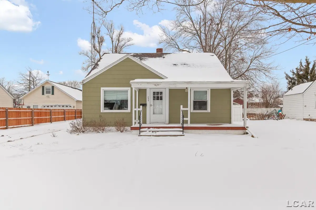 735 N Union Street, Tecumseh, MI 49286 - Image #1