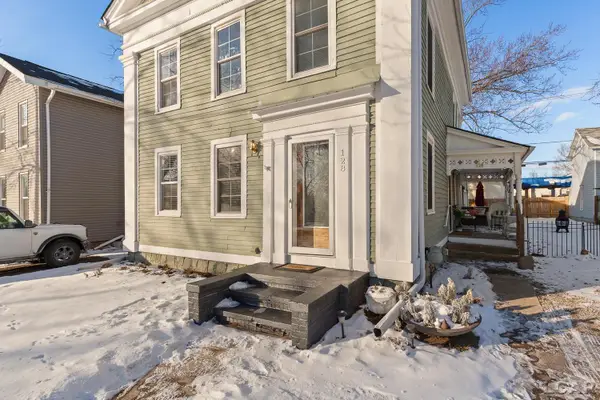 128 W Church Street, Clinton, MI 49236