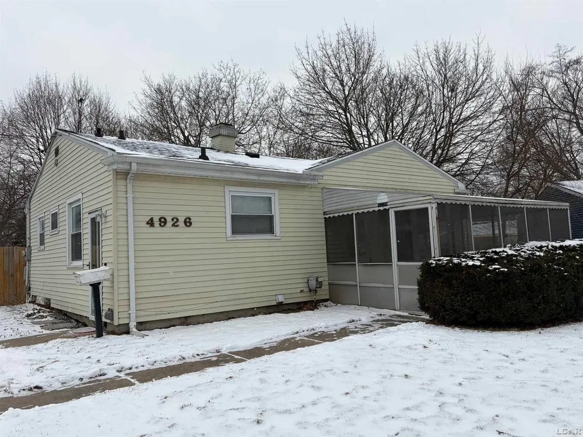 4926 BURCHFIELD Avenue, Lansing, MI 48910-5384 - Image #1