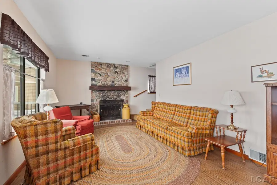 8164 Clarks Cove, Addison, MI 49220 - #3