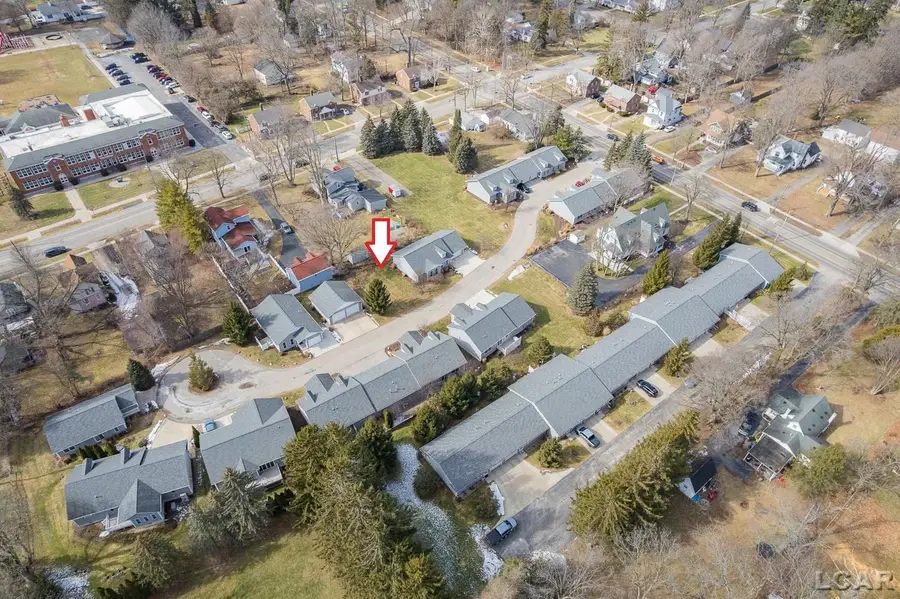 967 W Maumee Street, Adrian, MI 49221 - #3