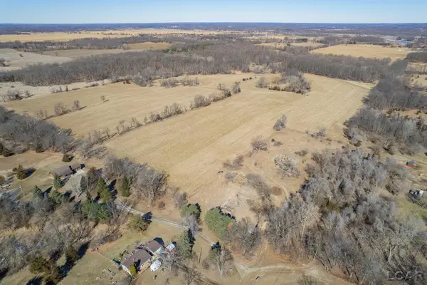 9550 Case Road, Brooklyn, MI 49230