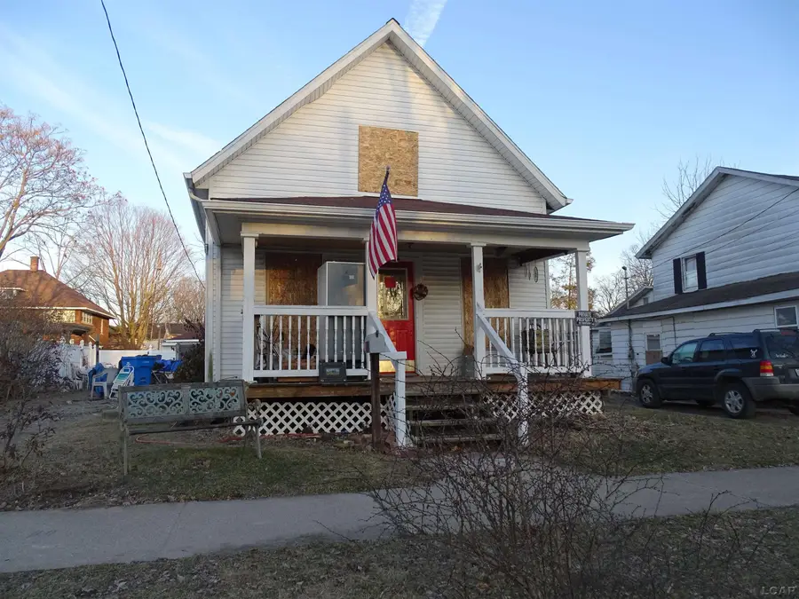 215 S summit Street, Morenci, MI 49256 - #2