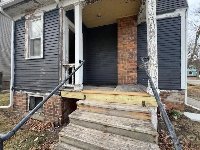 216 N Broad Street, Adrian, MI 49221 - #2