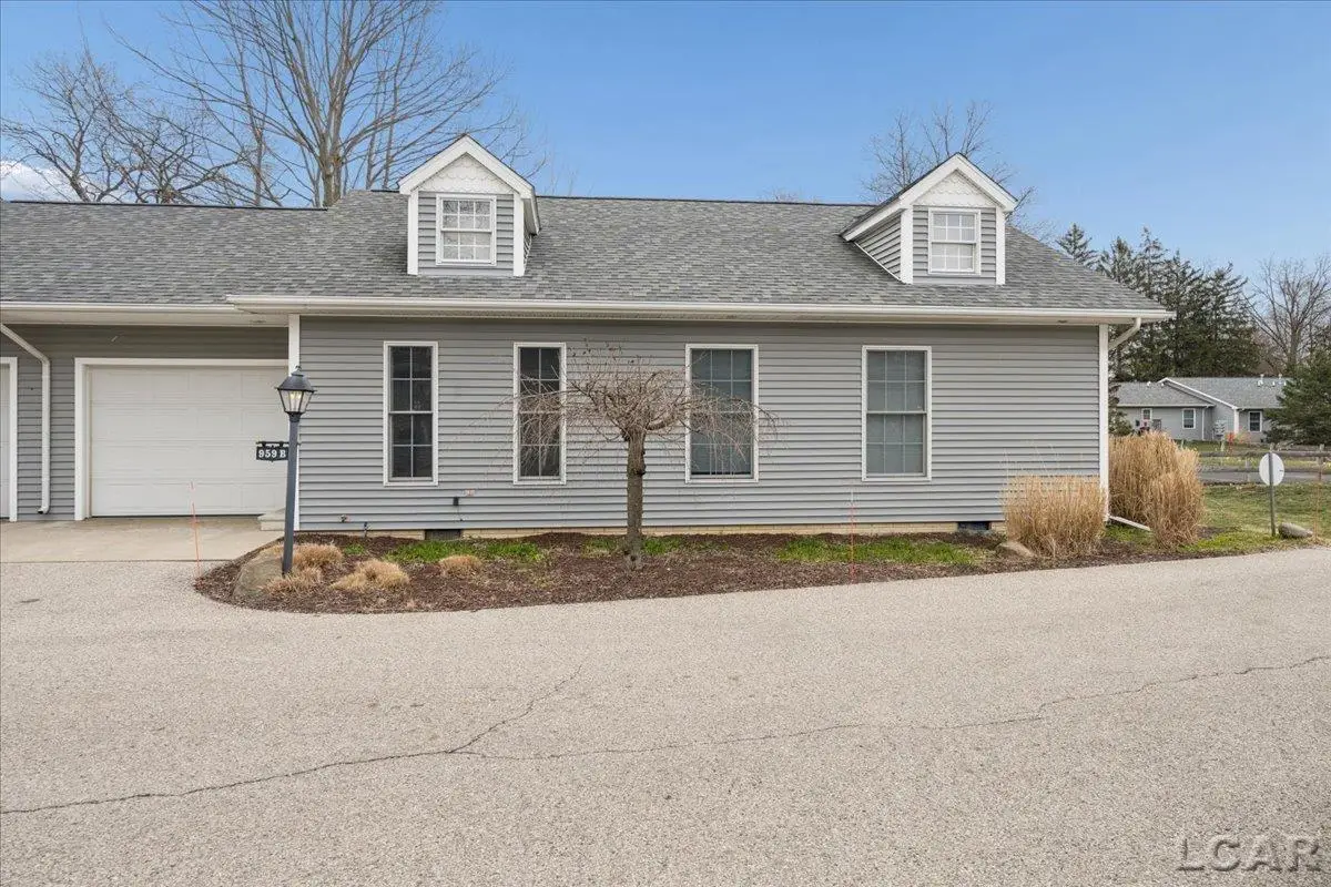 959 W Maumee Street, Adrian, MI 49221 - #1