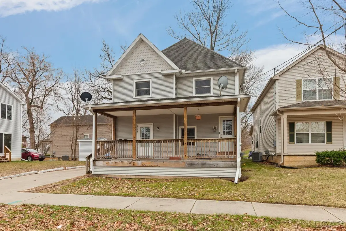 107 W Wilkins Street, Jackson, MI 49203 - #1
