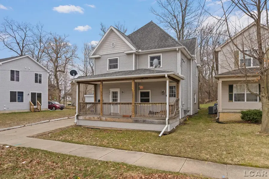 107 W Wilkins Street, Jackson, MI 49203 - #2