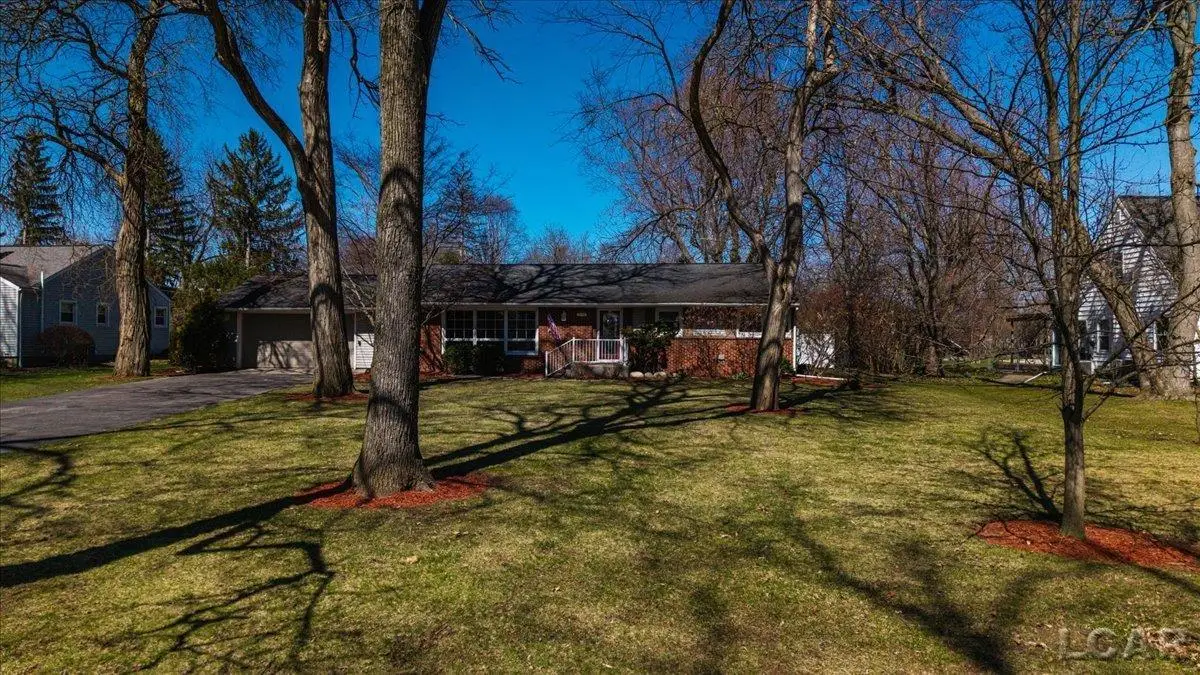 1270 E Oregon Road, Adrian, MI 49221 - #1