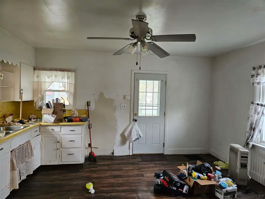 302 Washington Street, Hudson, MI 49247 - #2