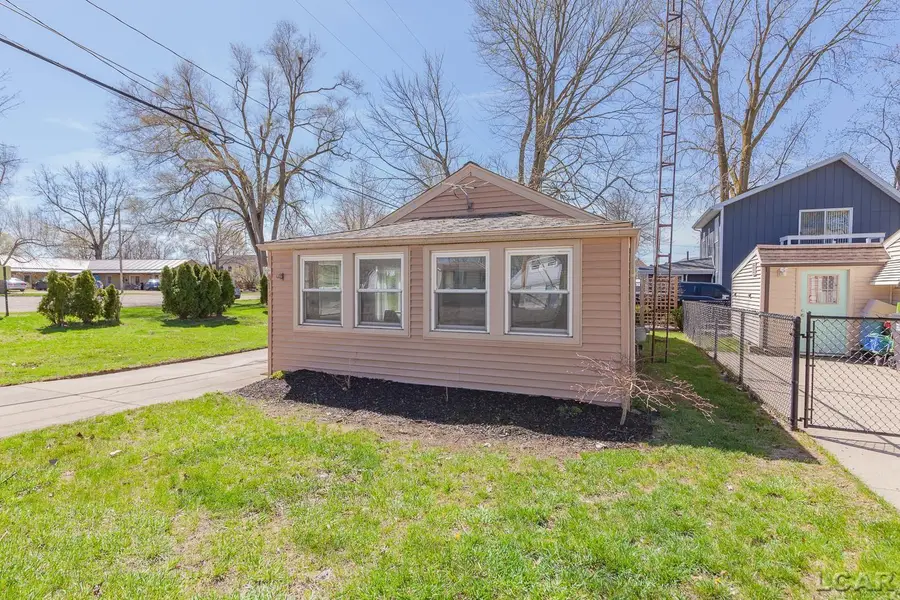 3145 Round Lake Highway, Manitou Beach, MI 49253 - #2