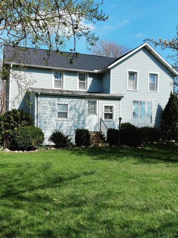 8135 Berkey Highway, Blissfield, MI 49228