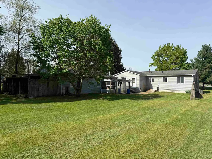 5323 Green Highway, Tecumseh, MI 49286 - #3