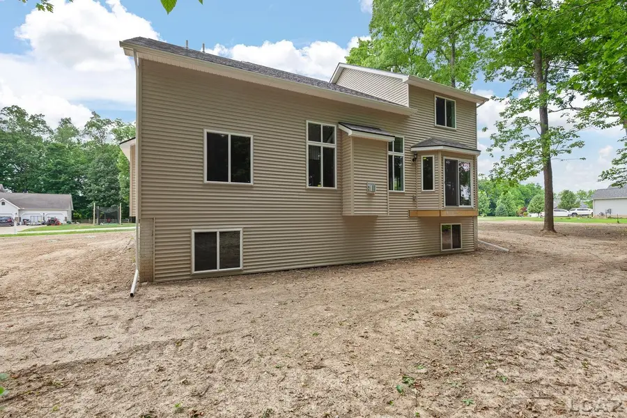 801 War Bonnet Drive, Tecumseh, MI 49286 - #2
