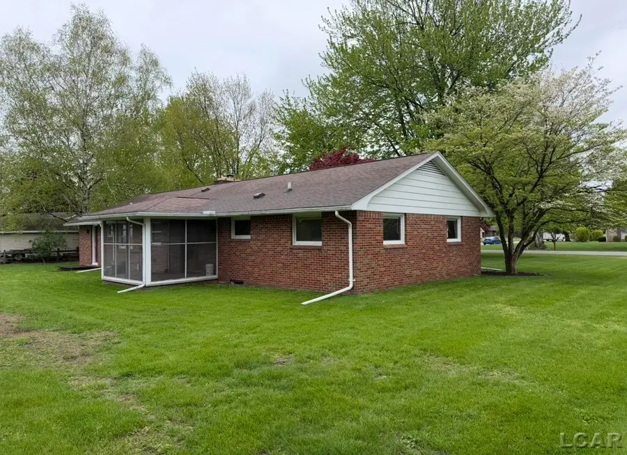475 N Lane Street, Blissfield, MI 49228 - #3