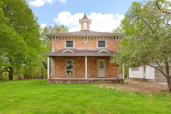 12251 Hoxie Road, North Adams, MI 49262