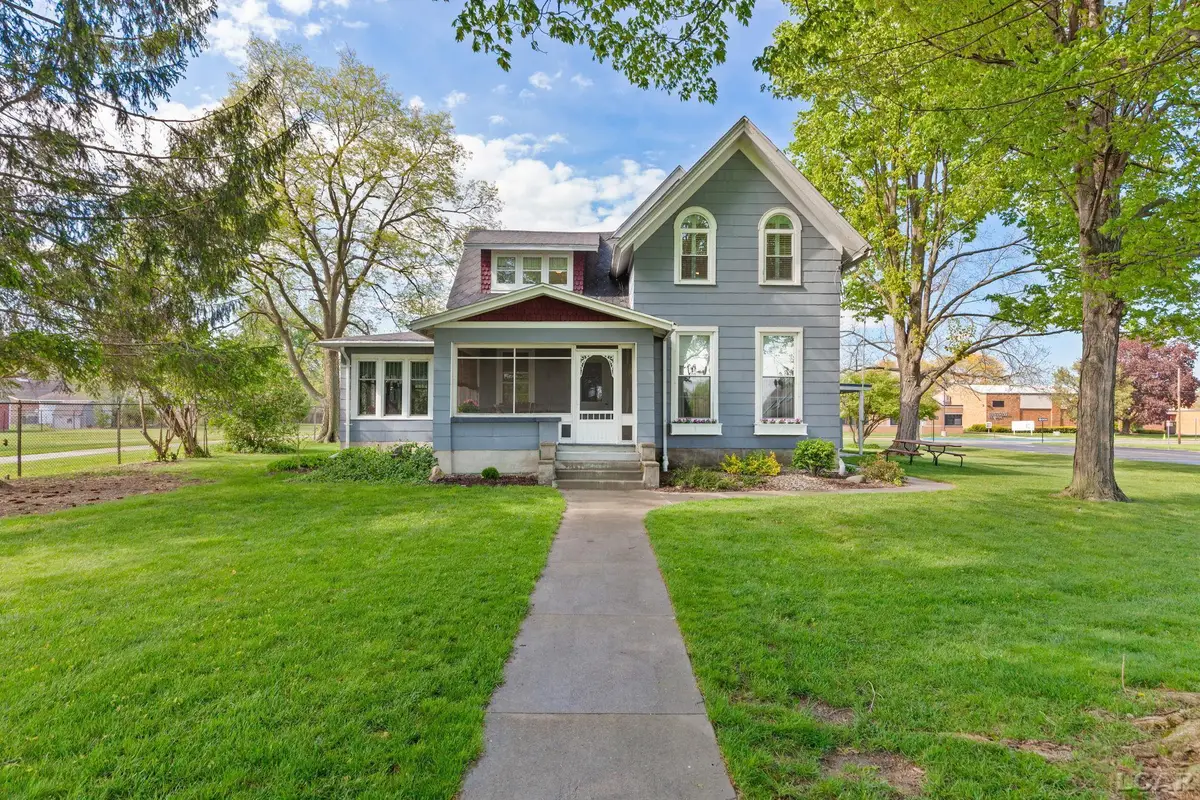 588 W Maple Avenue, Adrian, MI 49221 - #1