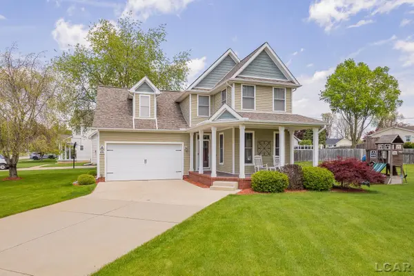 800 WOODSTOCK Lane, Tecumseh, MI 49286