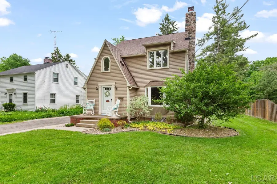 925 Lincoln Avenue, Adrian, MI 49221 - #3
