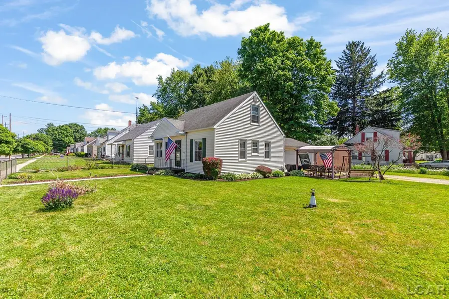 583 Riverside Avenue, Adrian, MI 49221 - #2