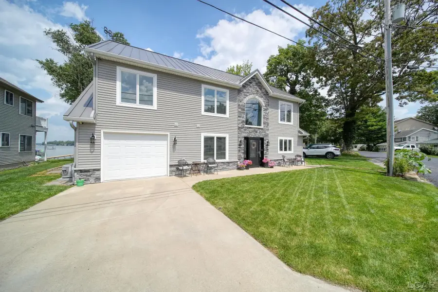 2892 Round Lake Highway, Manitou Beach, MI 49253 - #3