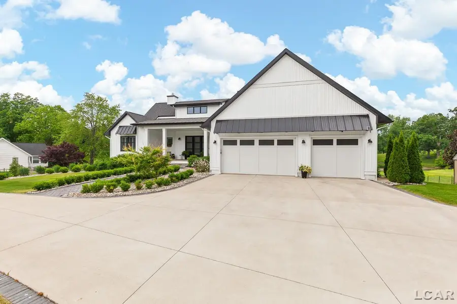 575 Budlong Street, Adrian, MI 49221 - #3
